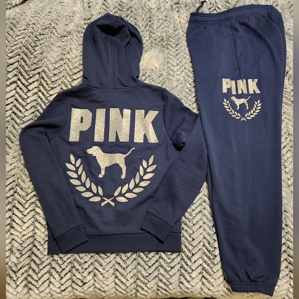 VS PINK Ensign Blue Glitter Dog set *NWT*